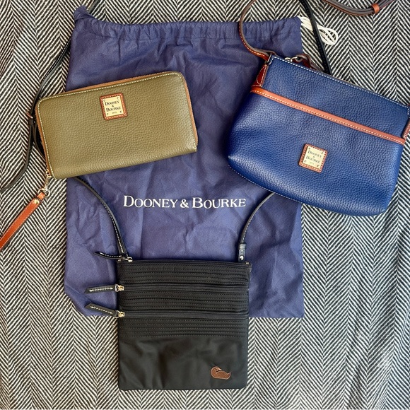 Dooney & Bourke Handbags - DOONEY & BOURKE lot of 3 items: purse, wallet, travel bag, wristlet, crossbody